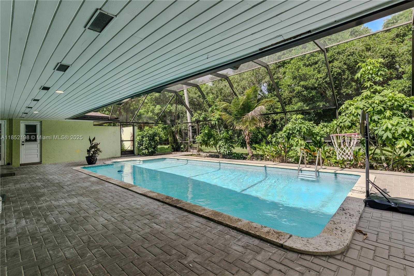 Small Image of 17900 SOUTH WEST 77TH AVE, Palmetto Bay Number 44