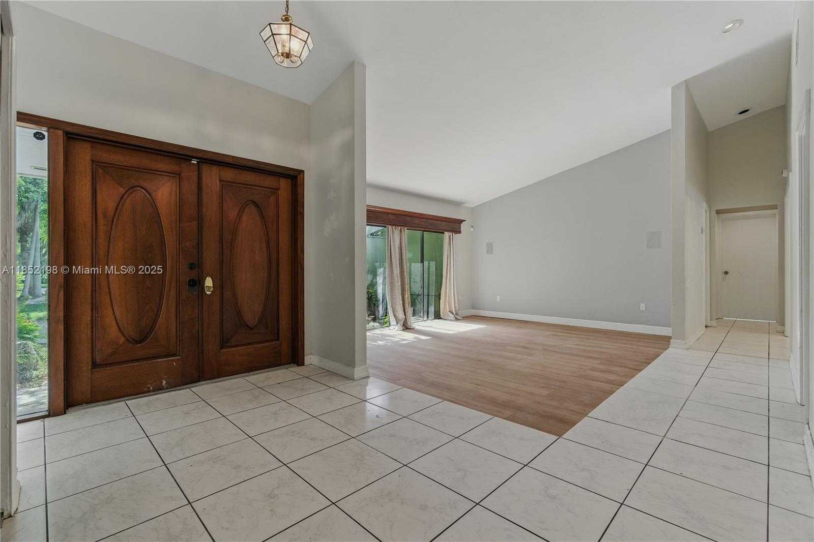 Small Image of 17900 SOUTH WEST 77TH AVE, Palmetto Bay Number 6