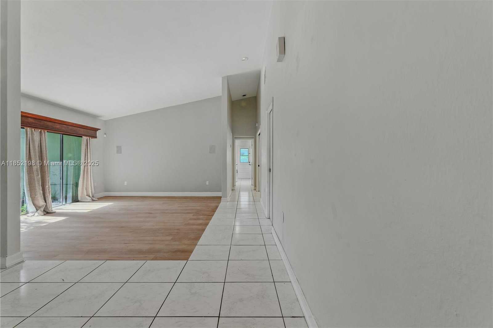 Small Image of 17900 SOUTH WEST 77TH AVE, Palmetto Bay Number 8