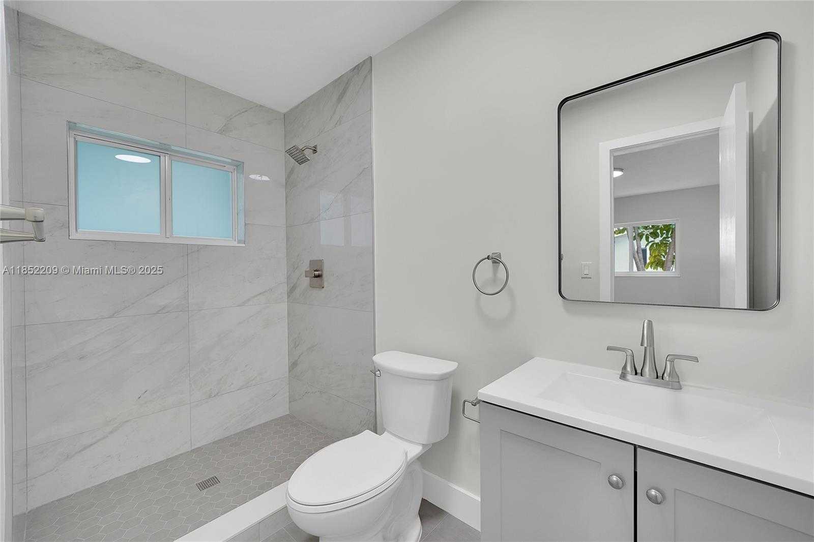 Small Image of 14312 SOUTH WEST 110TH AVE, Miami Number 20