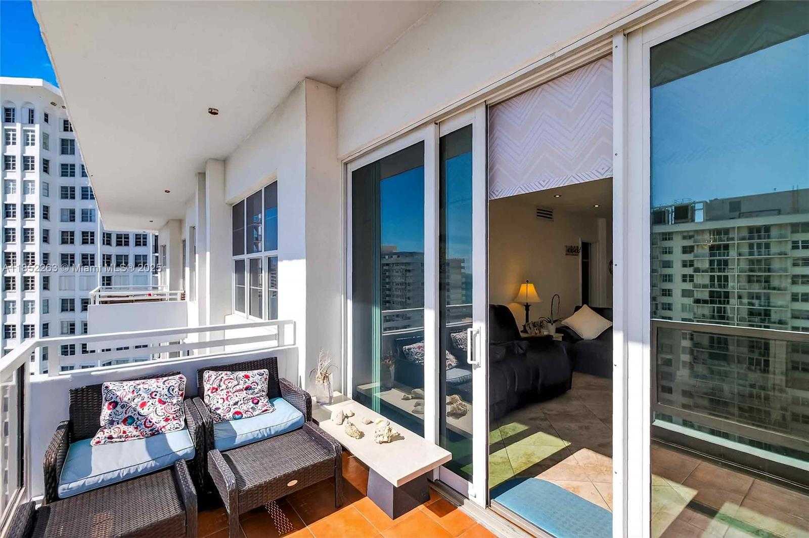 Small Image of 5700 COLLINS AVE #16C, Miami Beach Number 16