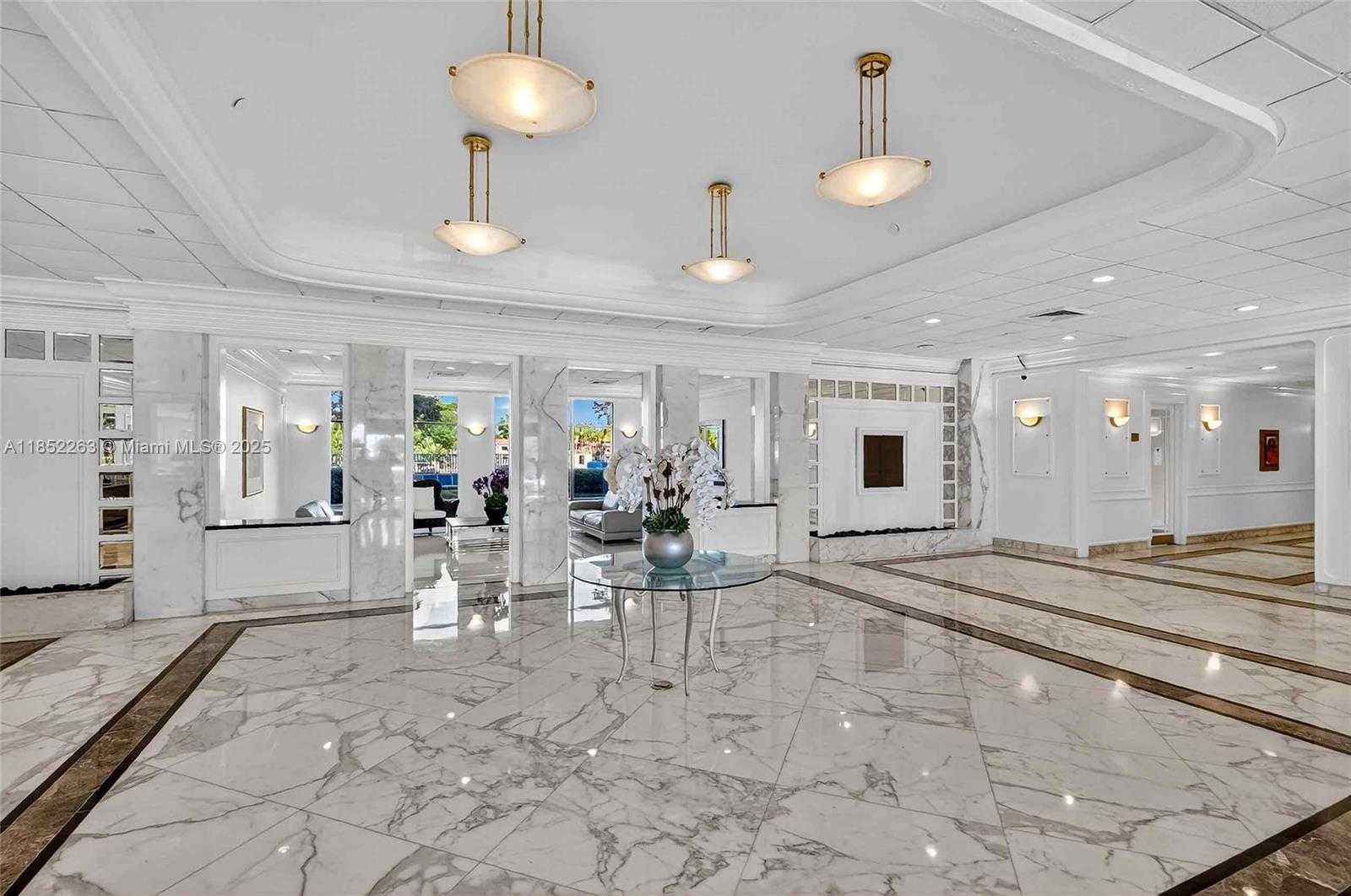 Small Image of 5700 COLLINS AVE #16C, Miami Beach Number 33