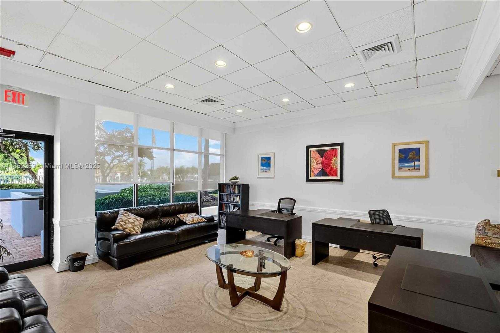 Small Image of 5700 COLLINS AVE #16C, Miami Beach Number 51
