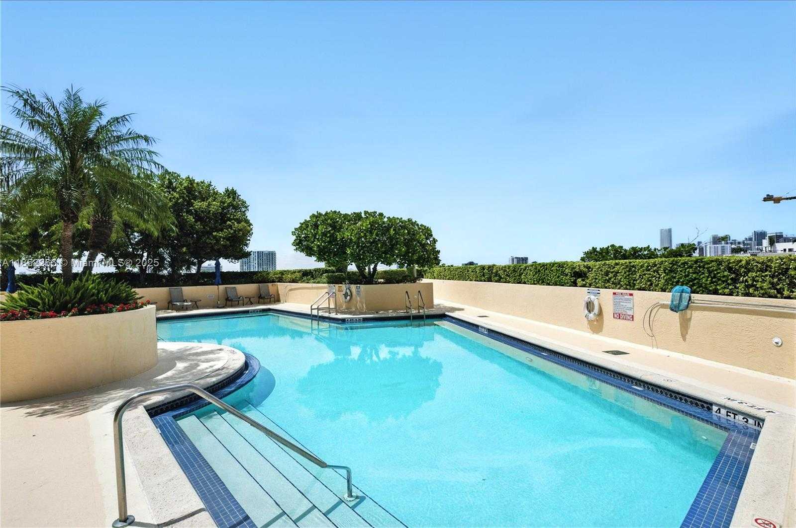 Small Image of 2475 BRICKELL AVE #2610, Miami Number 17