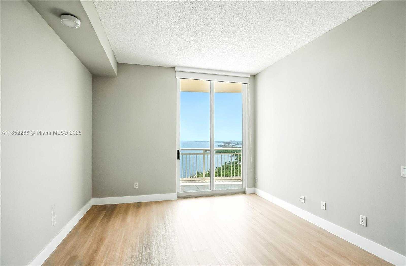 Small Image of 2475 BRICKELL AVE #2610, Miami Number 9