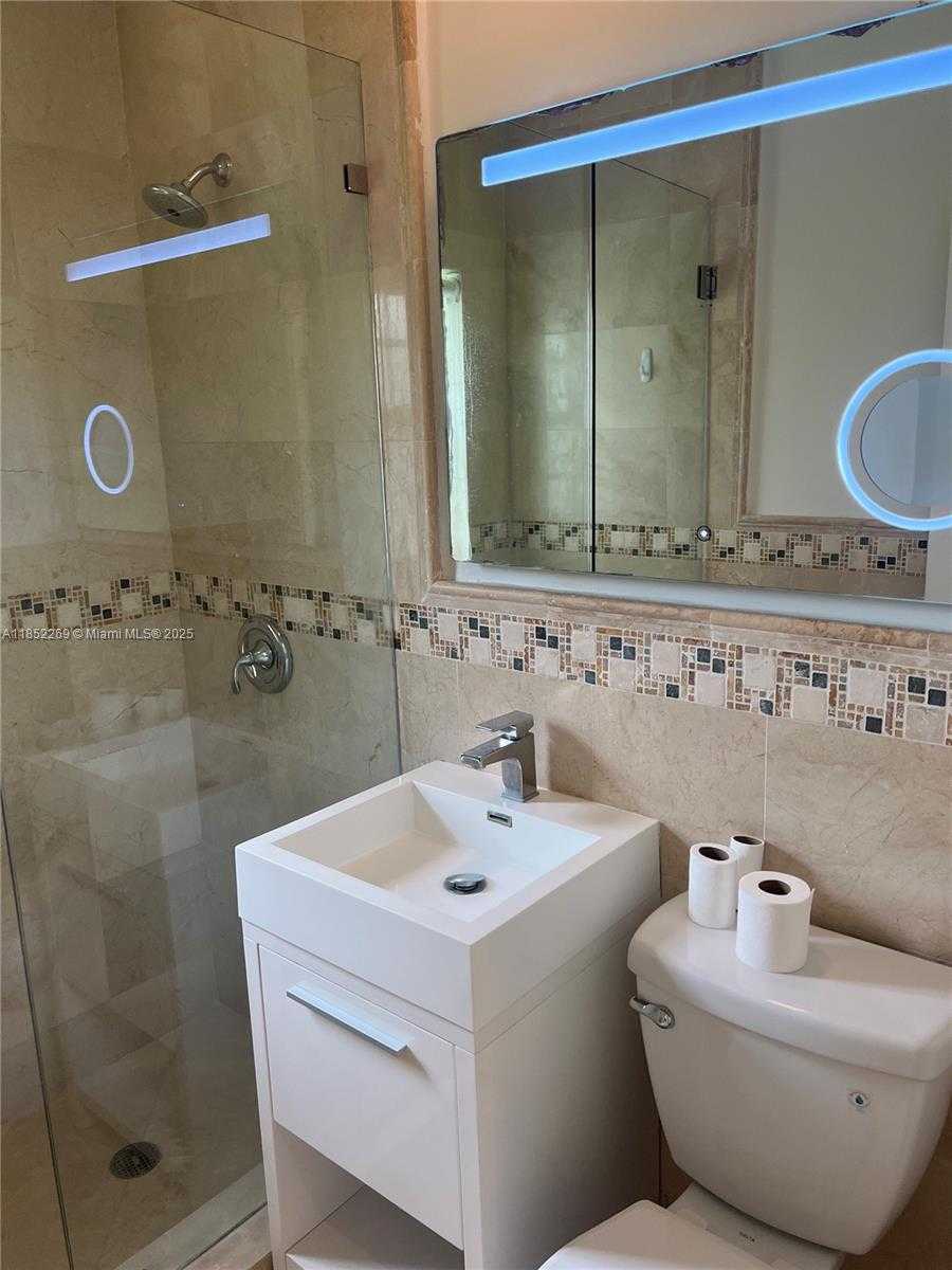 Small Image of 5940 SOUTH WEST 47TH ST, Miami Number 11