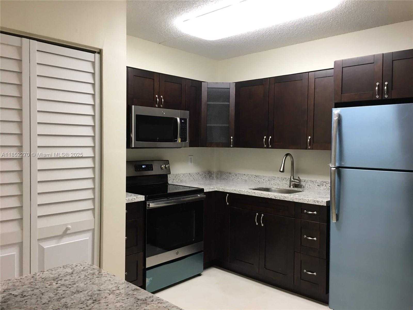 Small Image of 6045 NORTH WEST 186TH ST #312, Hialeah Number 15