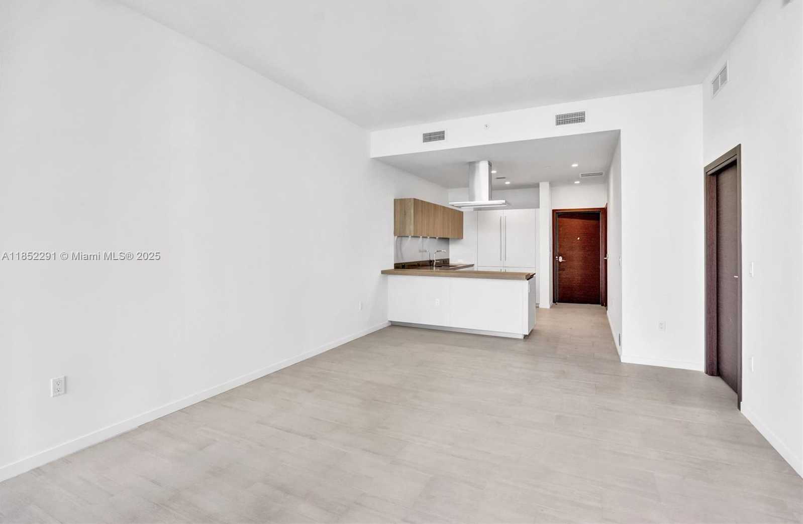 Small Image of 1000 BRICKELL PLAZA #1904, Miami Number 15