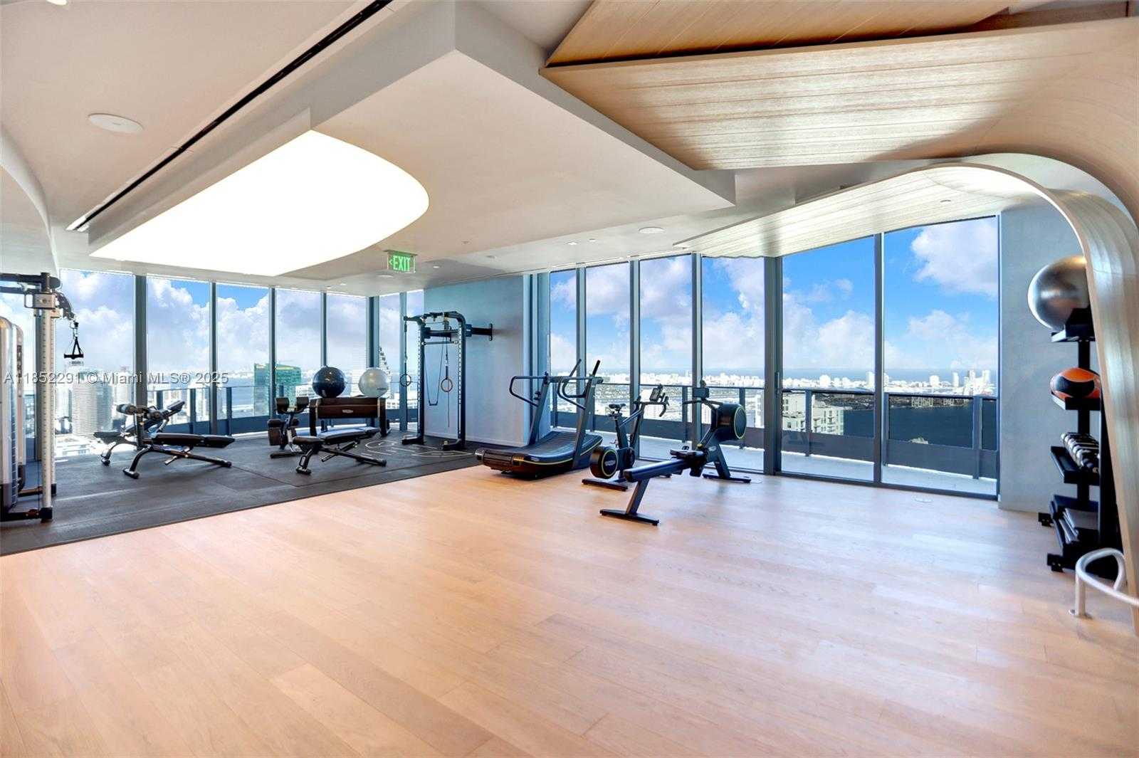 Small Image of 1000 BRICKELL PLAZA #1904, Miami Number 26
