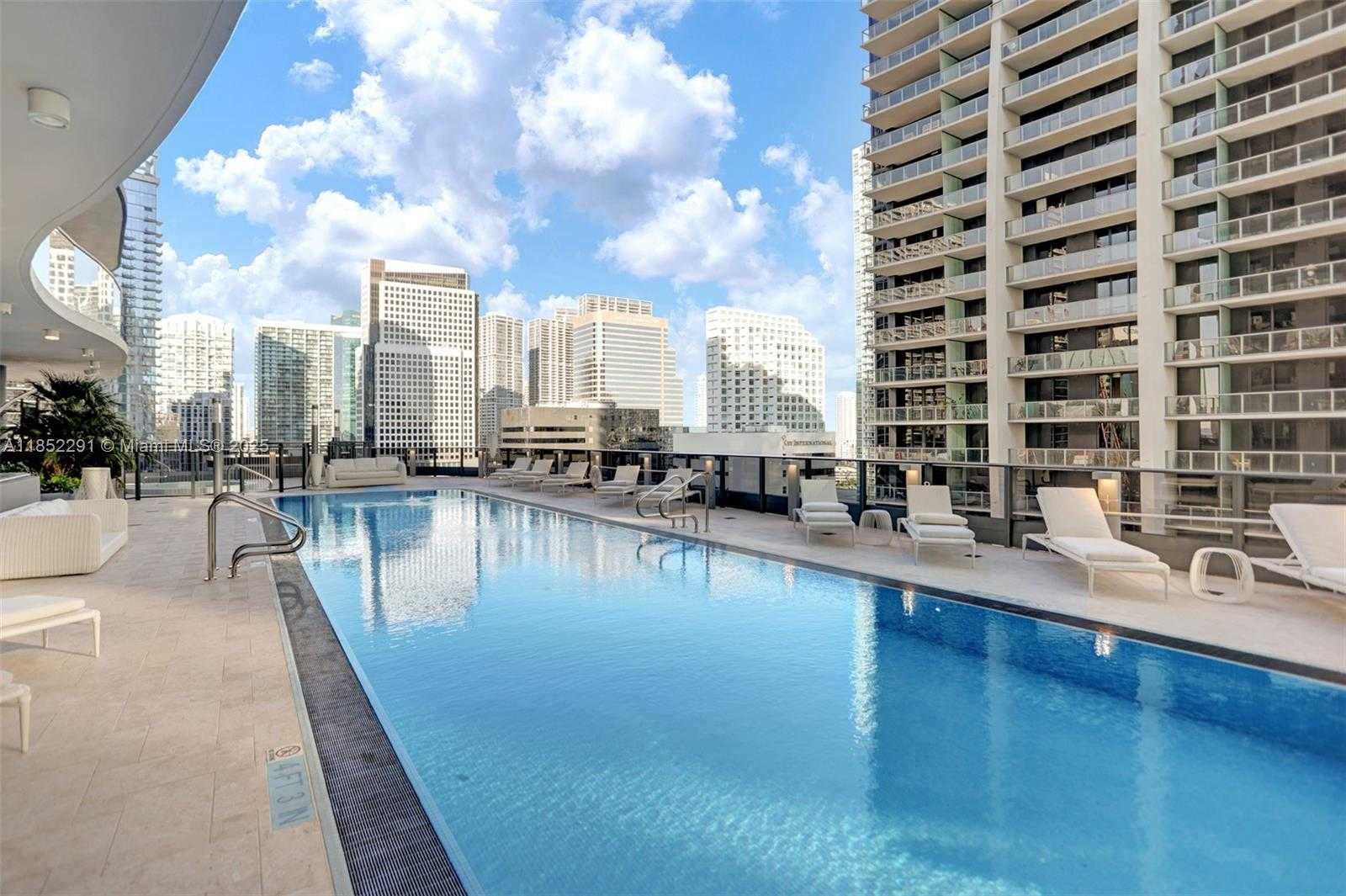 Small Image of 1000 BRICKELL PLAZA #1904, Miami Number 36