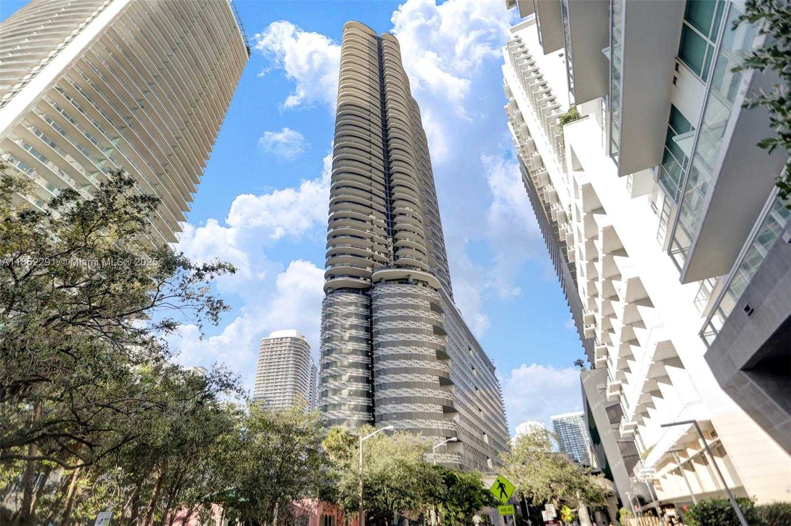 Small Image of 1000 BRICKELL PLAZA #1904, Miami Number 40