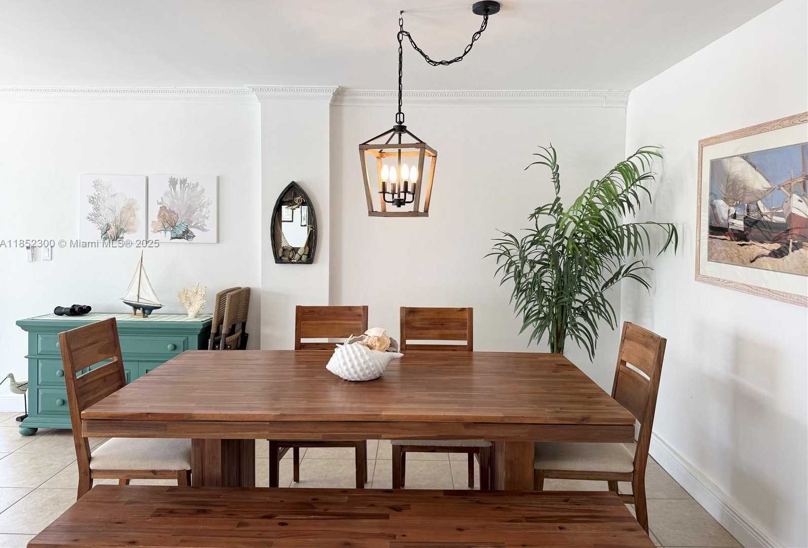 Small Image of 5415 COLLINS AVE #407, Miami Beach Number 9