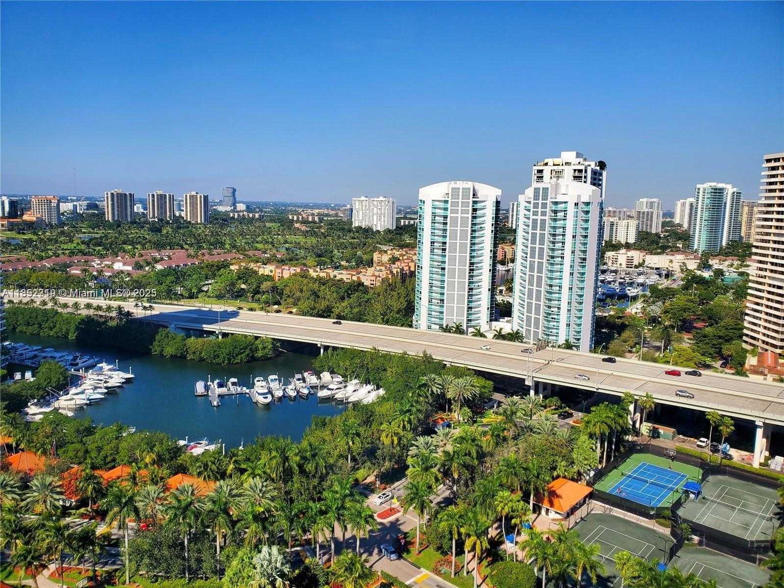 Small Image of 19101 NE 36th Pl, Aventura, FL 33180, USA Number 7