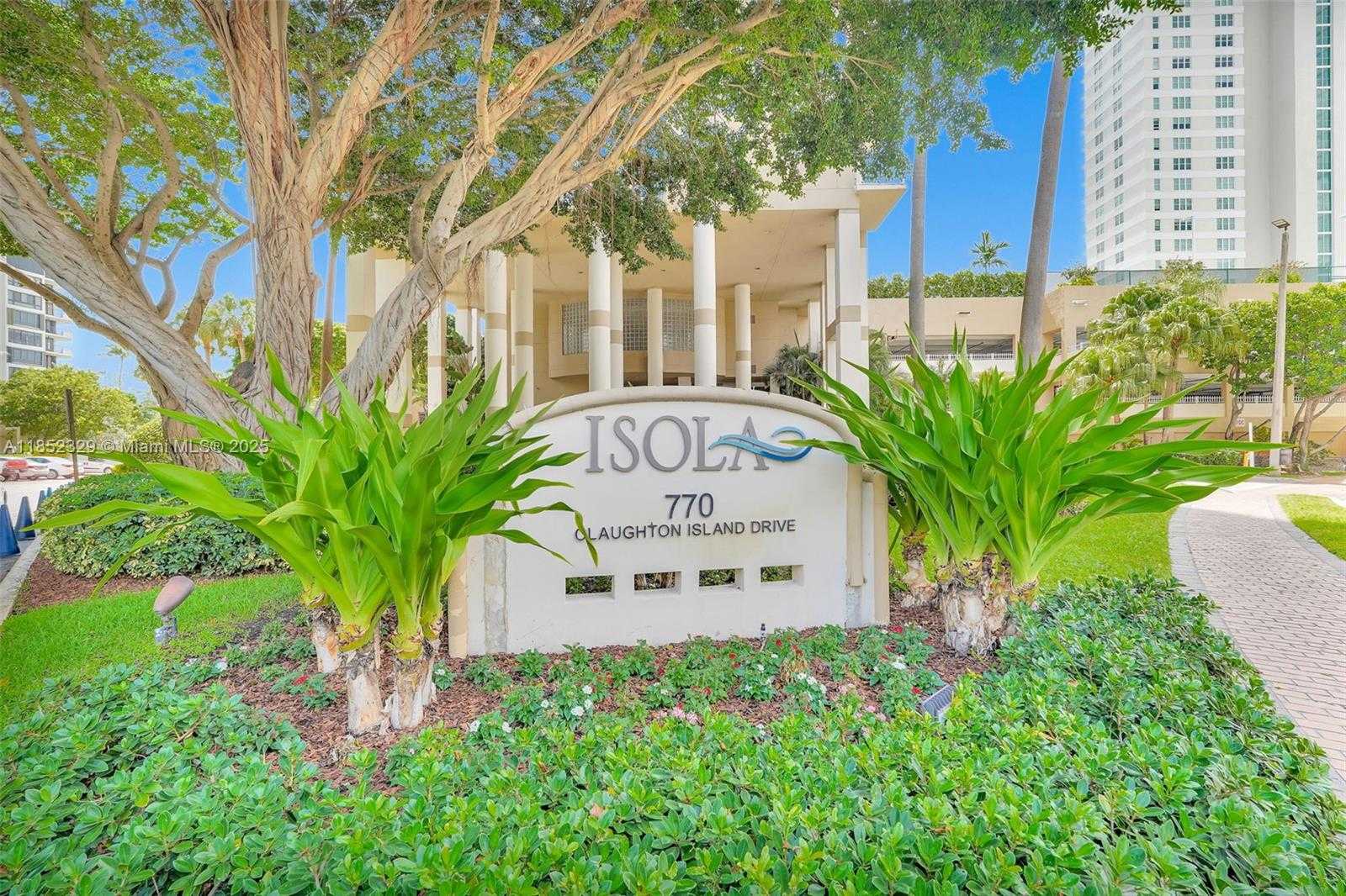 Small Image of 770 CLAUGHTON ISLAND DRIVE #611, Miami Number 2
