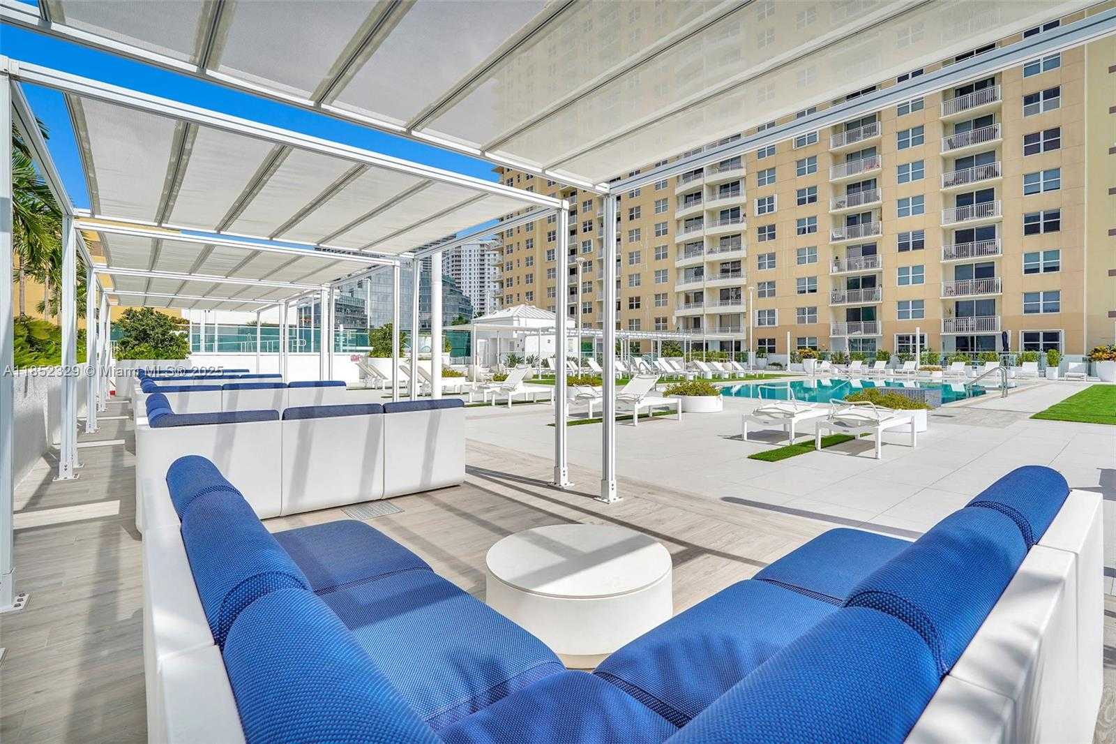 Small Image of 770 CLAUGHTON ISLAND DRIVE #611, Miami Number 33