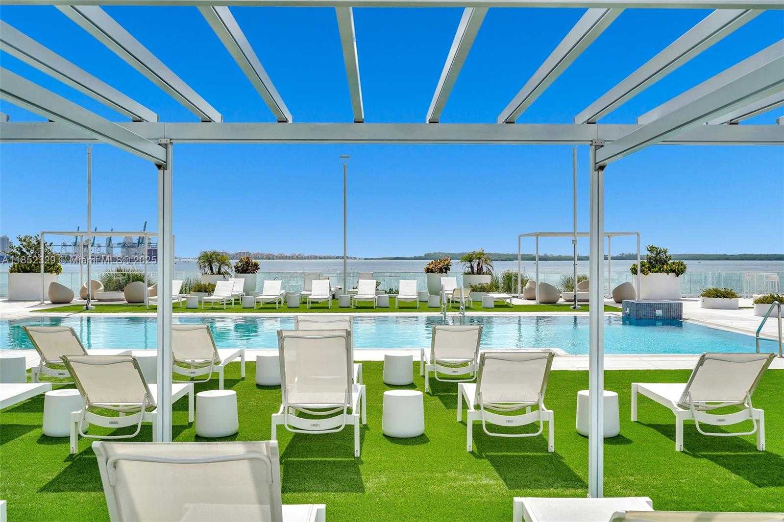 Small Image of 770 CLAUGHTON ISLAND DRIVE #611, Miami Number 35