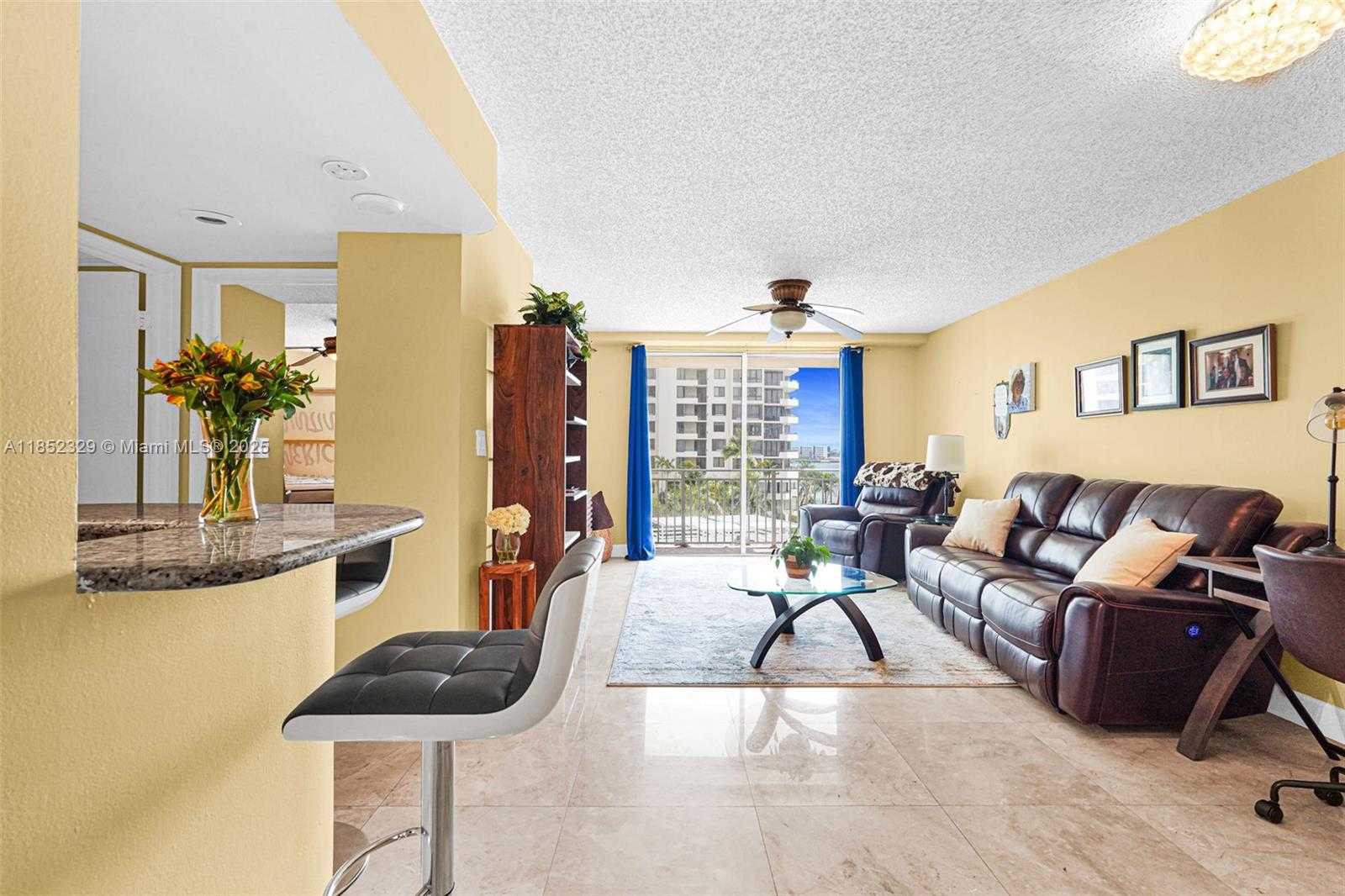 Small Image of 770 CLAUGHTON ISLAND DRIVE #611, Miami Number 4