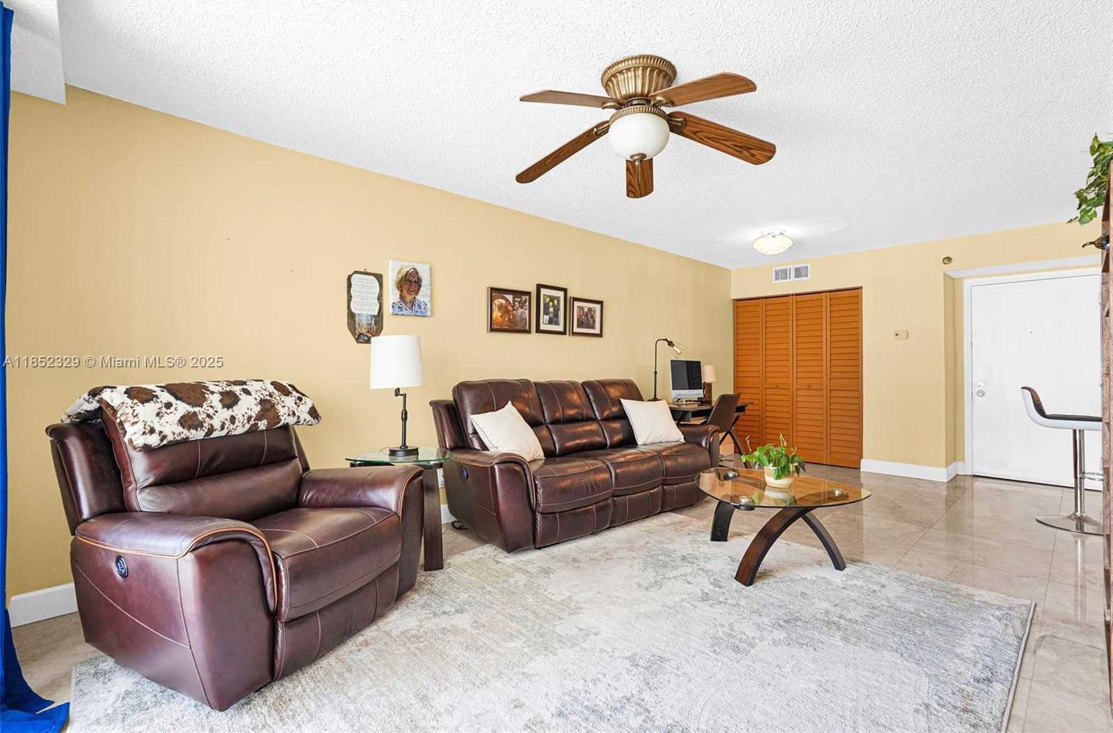 Small Image of 770 CLAUGHTON ISLAND DRIVE #611, Miami Number 9