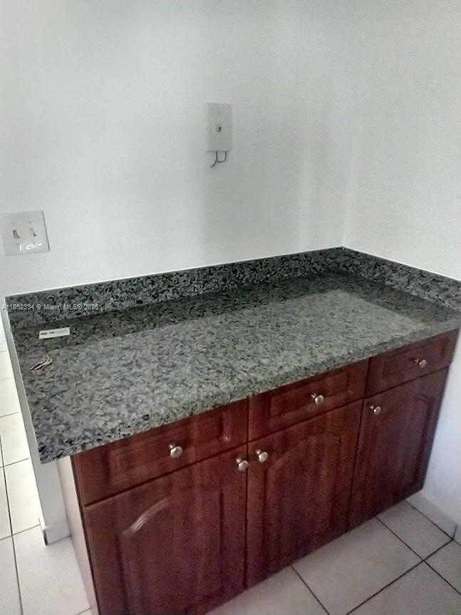 Small Image of 17021 NORTH BAY RD #126, Sunny Isles Beach Number 12