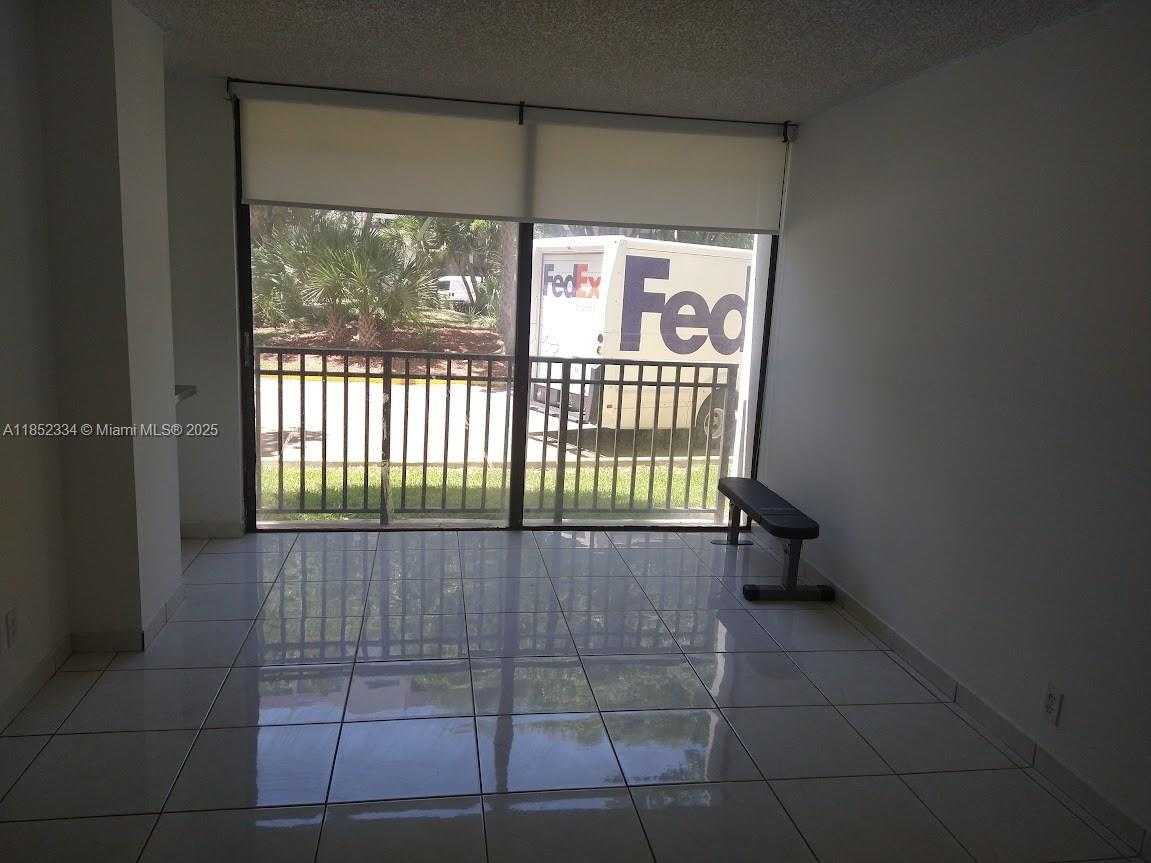 Small Image of 17021 NORTH BAY RD #126, Sunny Isles Beach Number 18