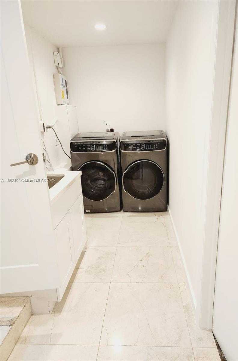 Small Image of 7425 SOUTH WEST 128TH ST, Pinecrest Number 20