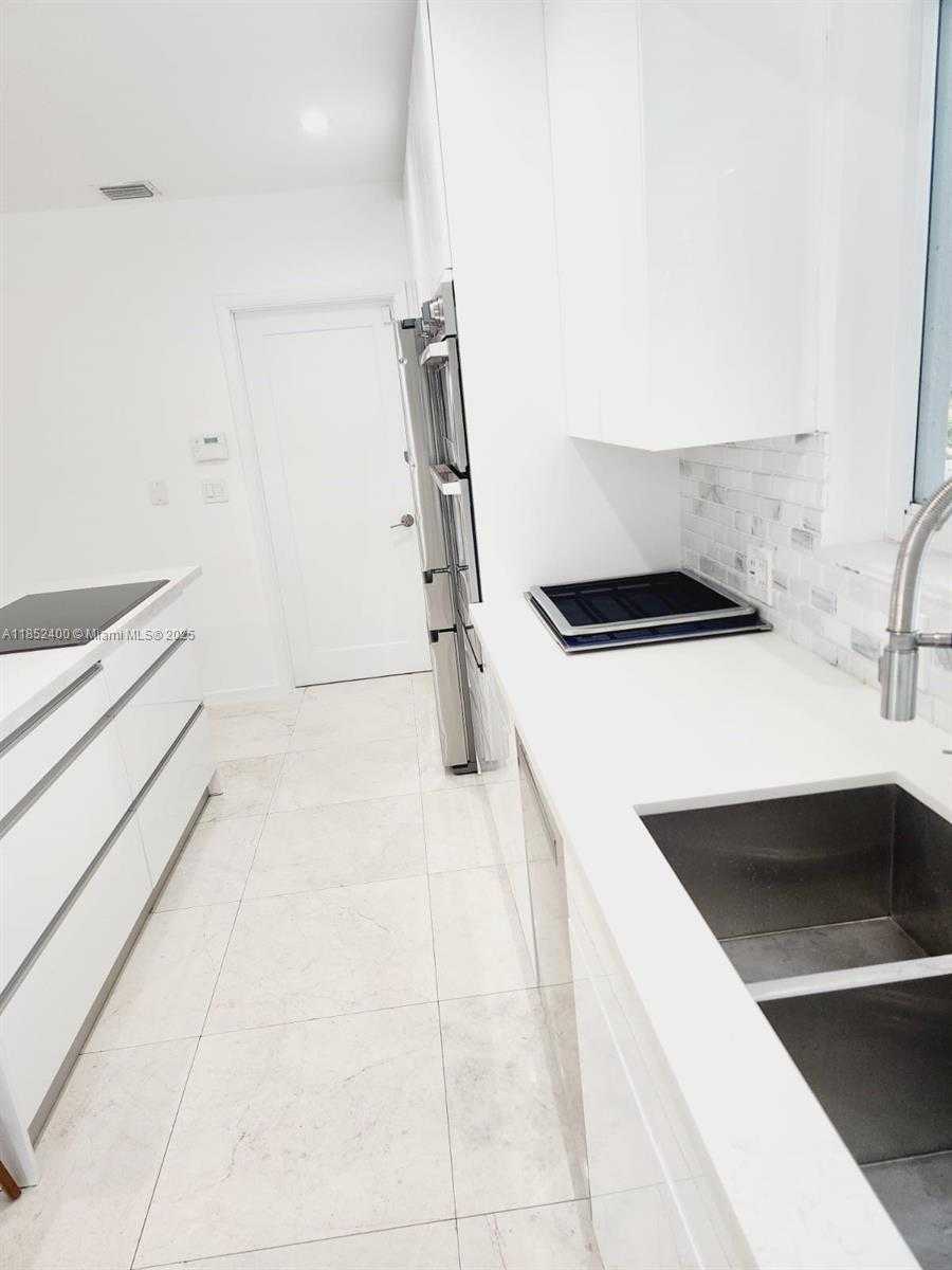 Small Image of 7425 SOUTH WEST 128TH ST, Pinecrest Number 6