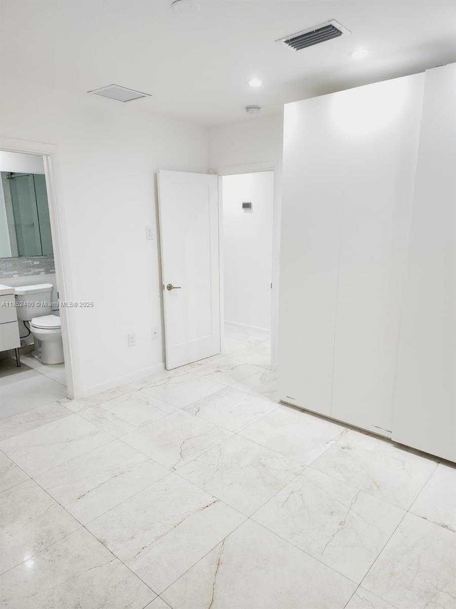 Small Image of 7425 SOUTH WEST 128TH ST, Pinecrest Number 8