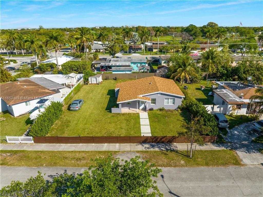 Small Image of 10241 DOMINICAN DR, Cutler Bay Number 13