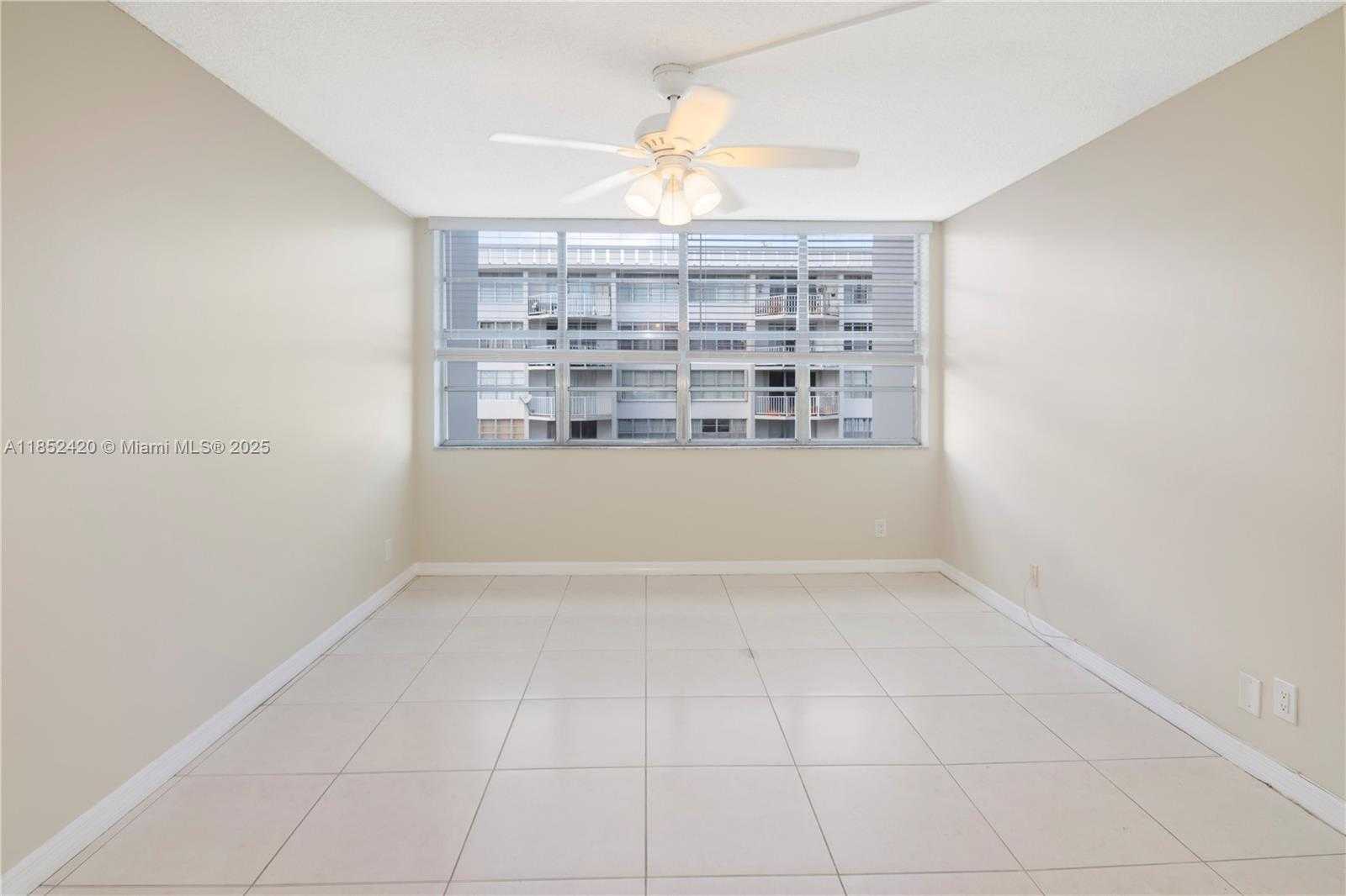 Small Image of 16710 NORTH EAST 9TH AVE #605, North Miami Beach Number 8
