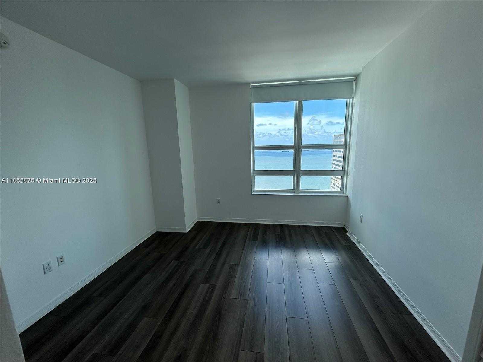 Small Image of 951 BRICKELL AVE #3406, Miami Number 16