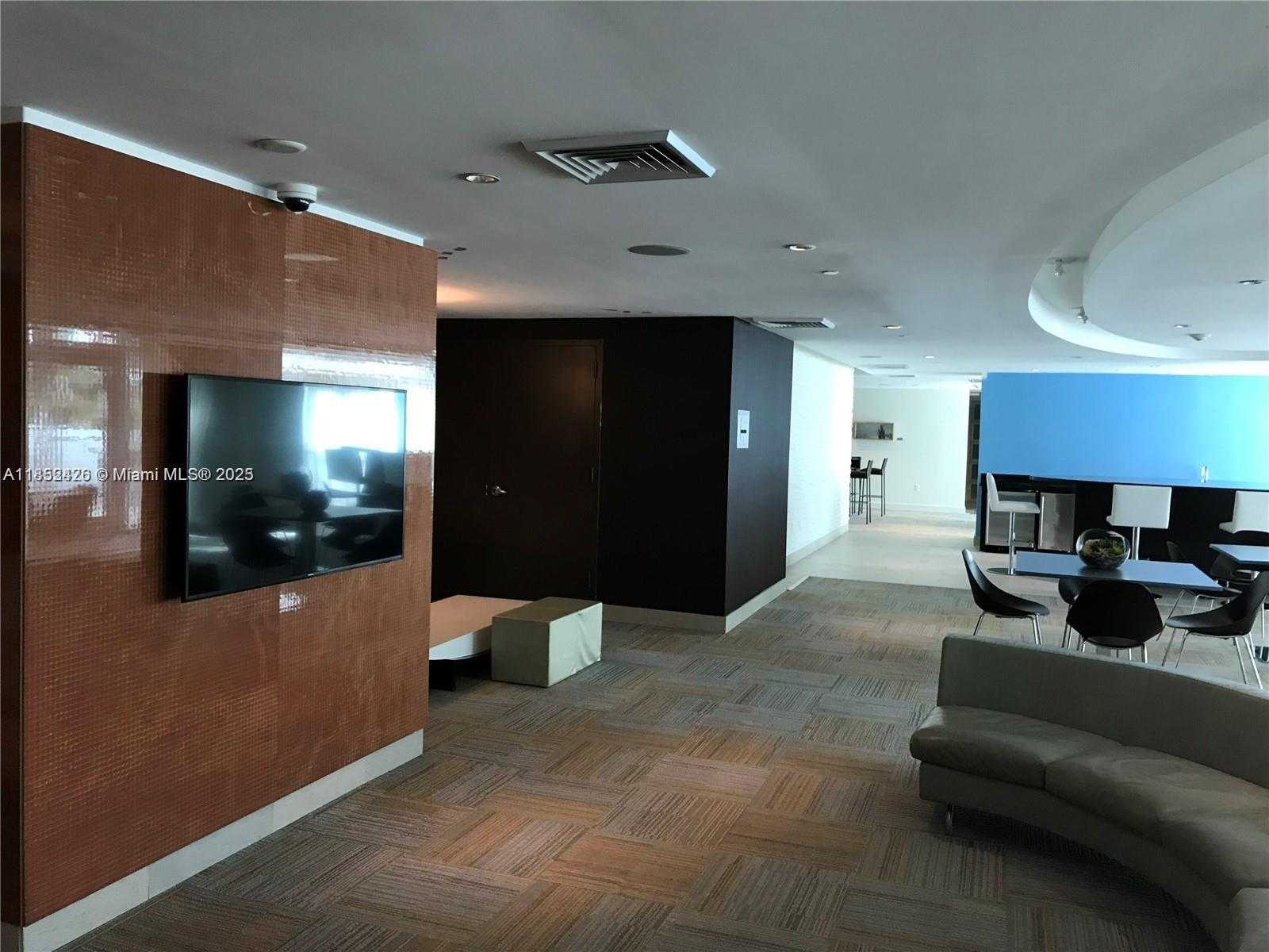 Small Image of 951 BRICKELL AVE #3406, Miami Number 27
