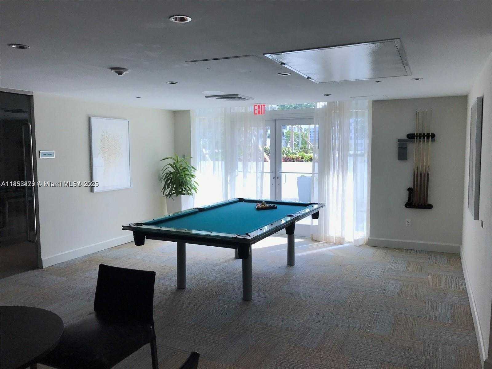 Small Image of 951 BRICKELL AVE #3406, Miami Number 29