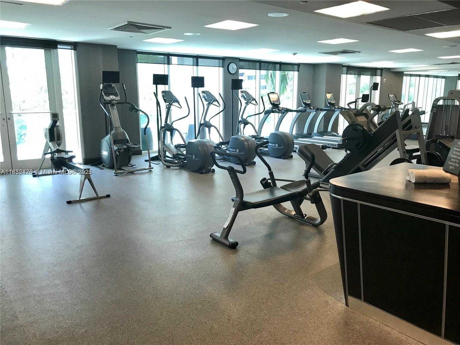 Small Image of 951 BRICKELL AVE #3406, Miami Number 34