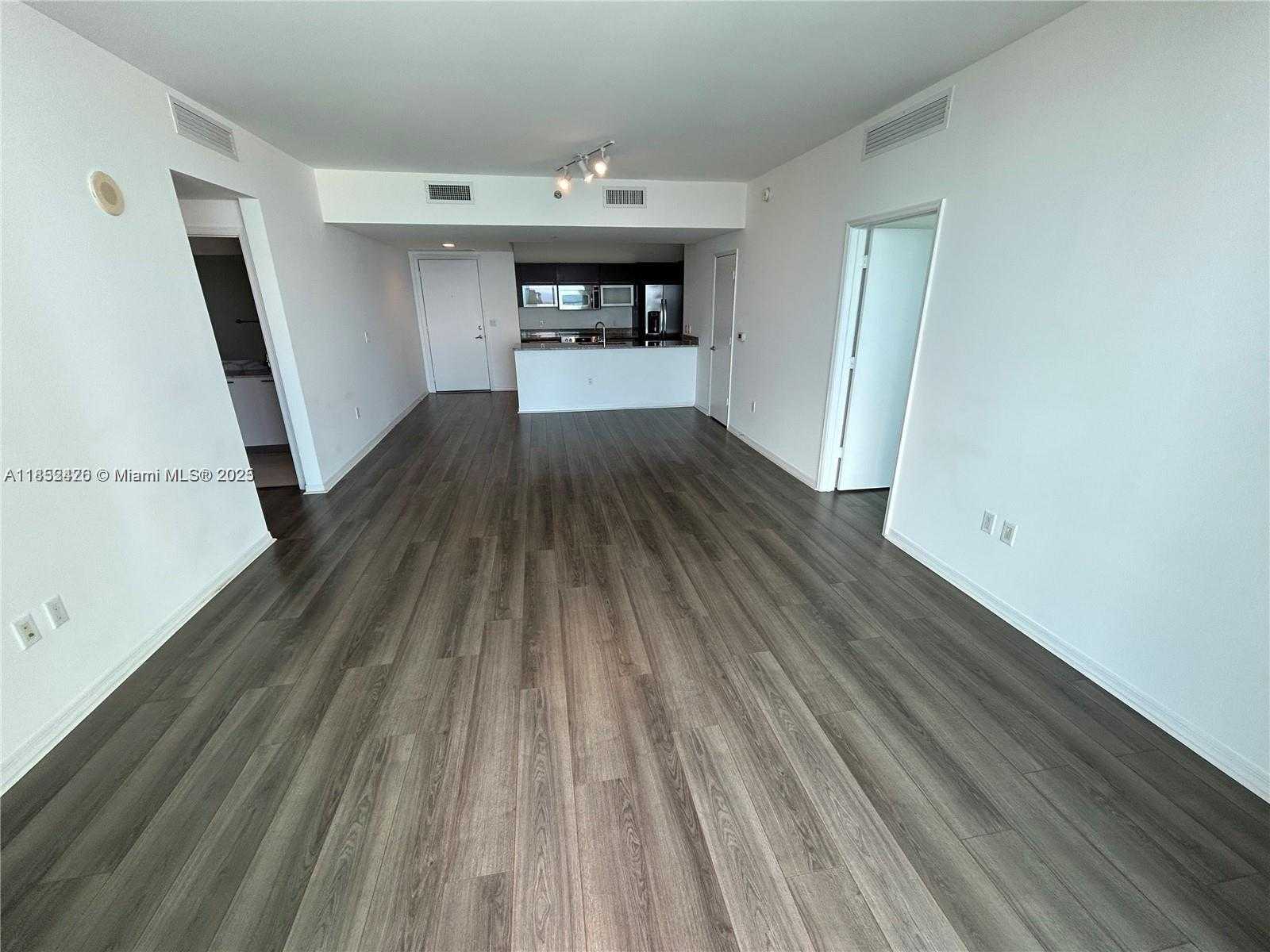 Small Image of 951 BRICKELL AVE #3406, Miami Number 43