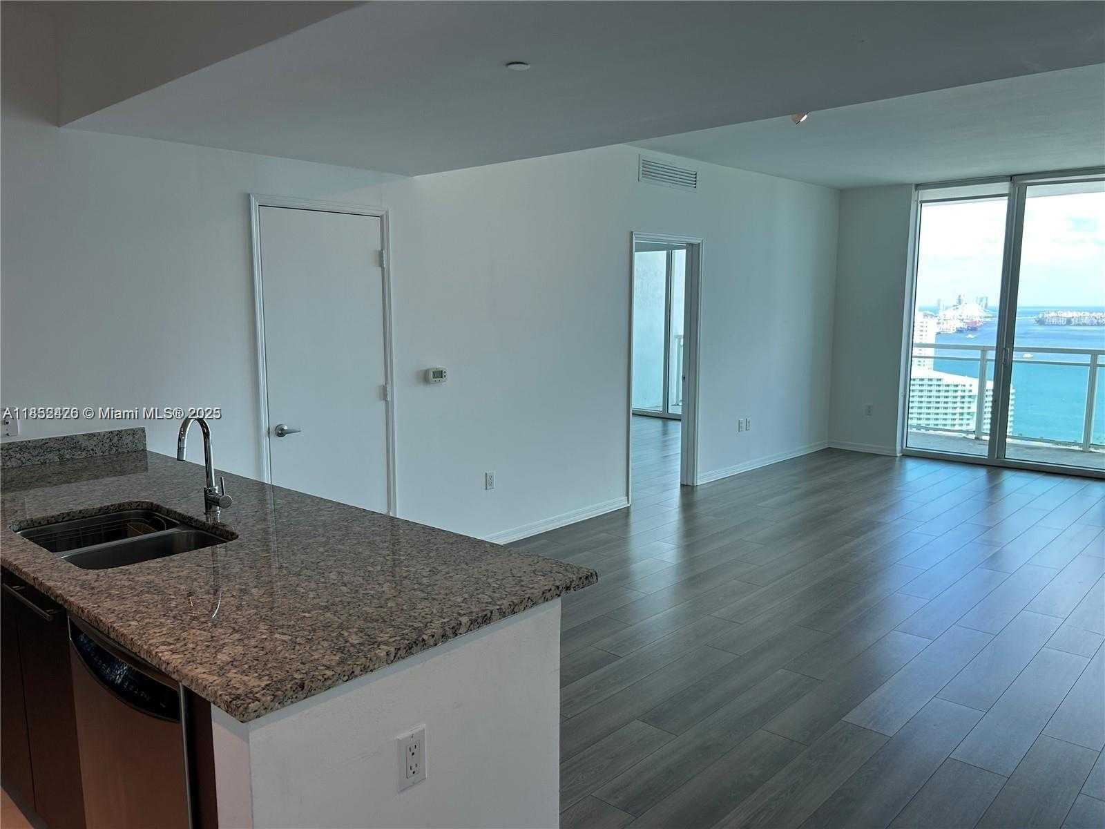 Small Image of 951 BRICKELL AVE #3406, Miami Number 5