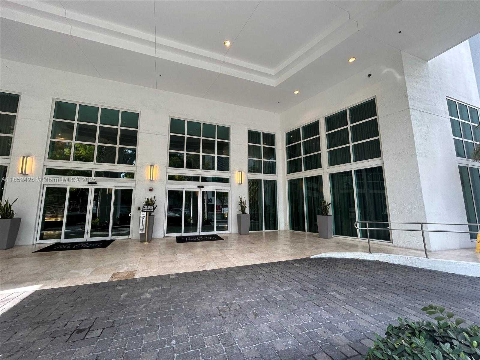 Small Image of 951 BRICKELL AVE #3406, Miami Number 51