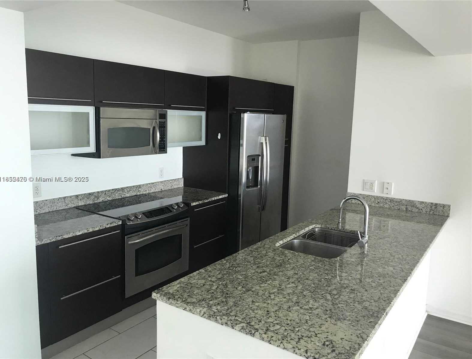 Small Image of 951 BRICKELL AVE #3406, Miami Number 6