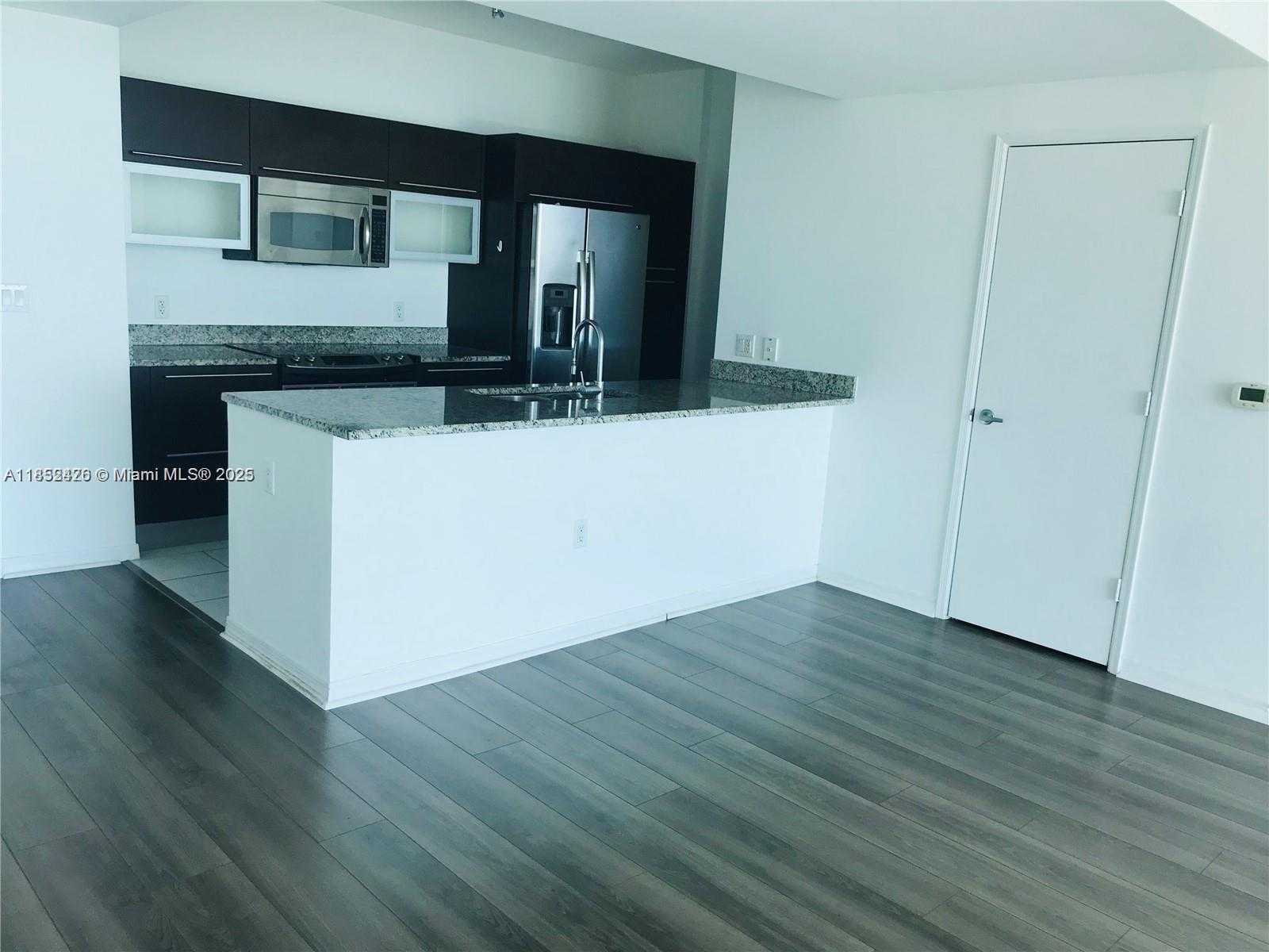 Small Image of 951 BRICKELL AVE #3406, Miami Number 8