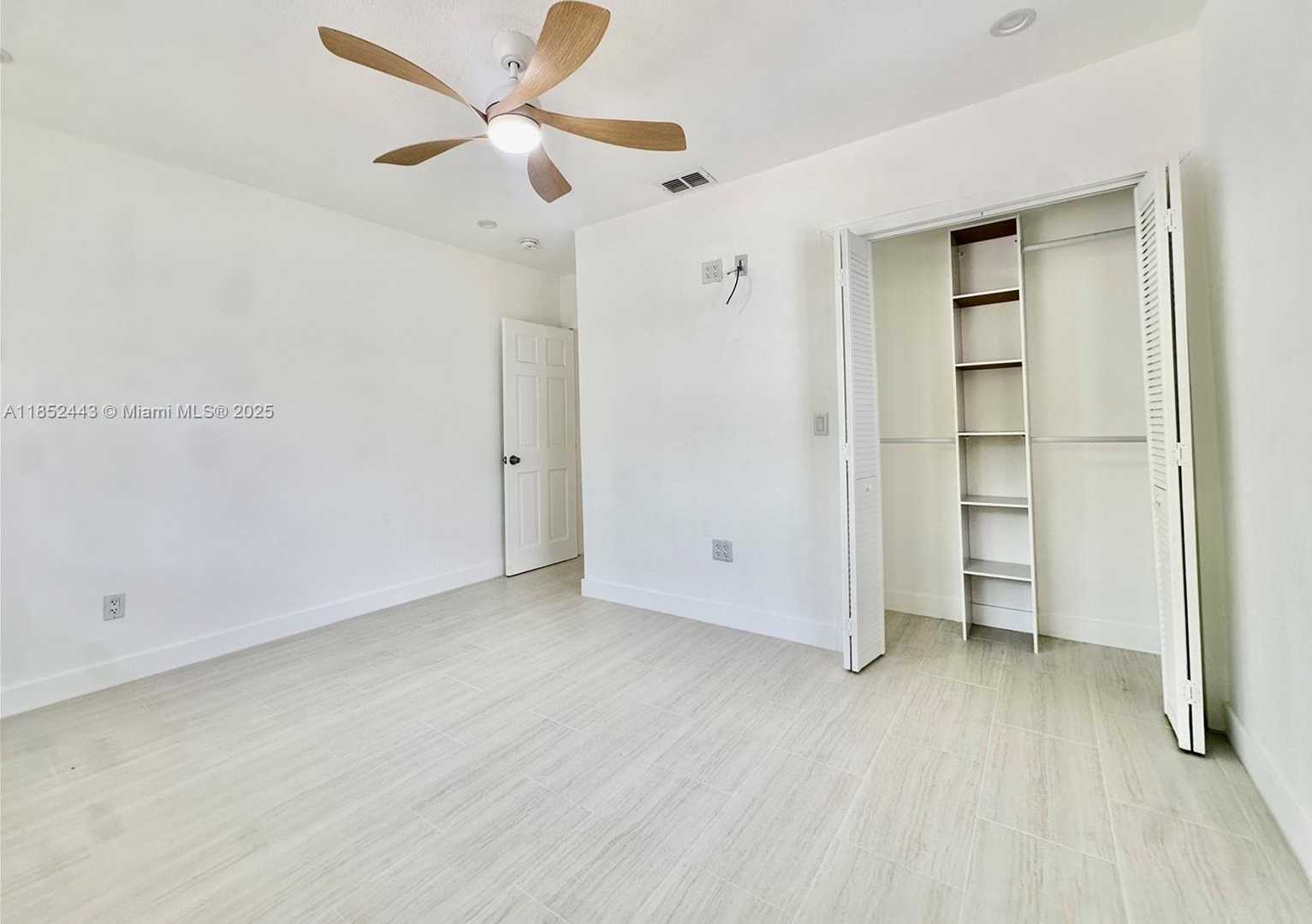 Small Image of 3525 SOUTH WEST 92ND AVE, Miami Number 15