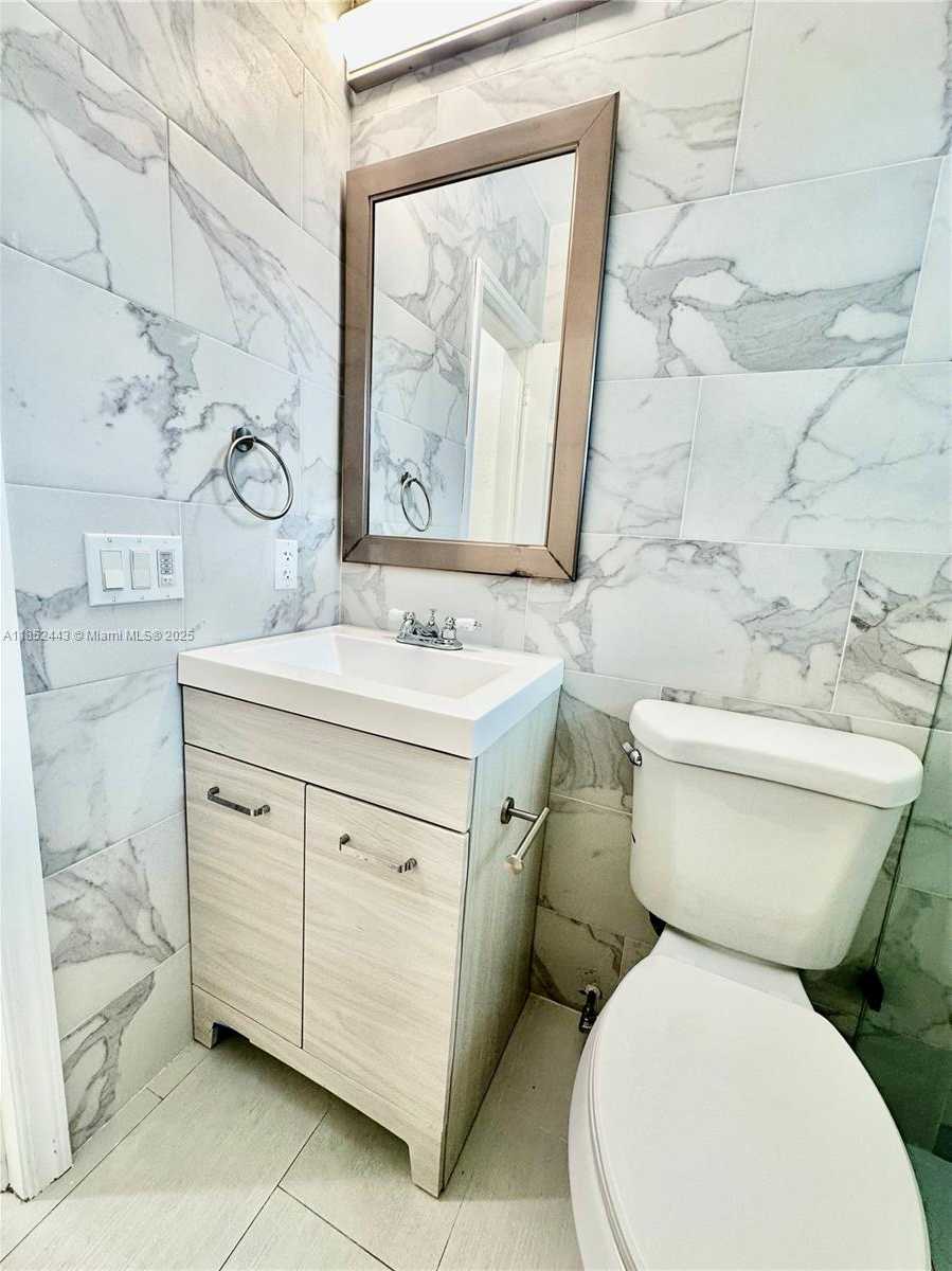 Small Image of 3525 SOUTH WEST 92ND AVE, Miami Number 18