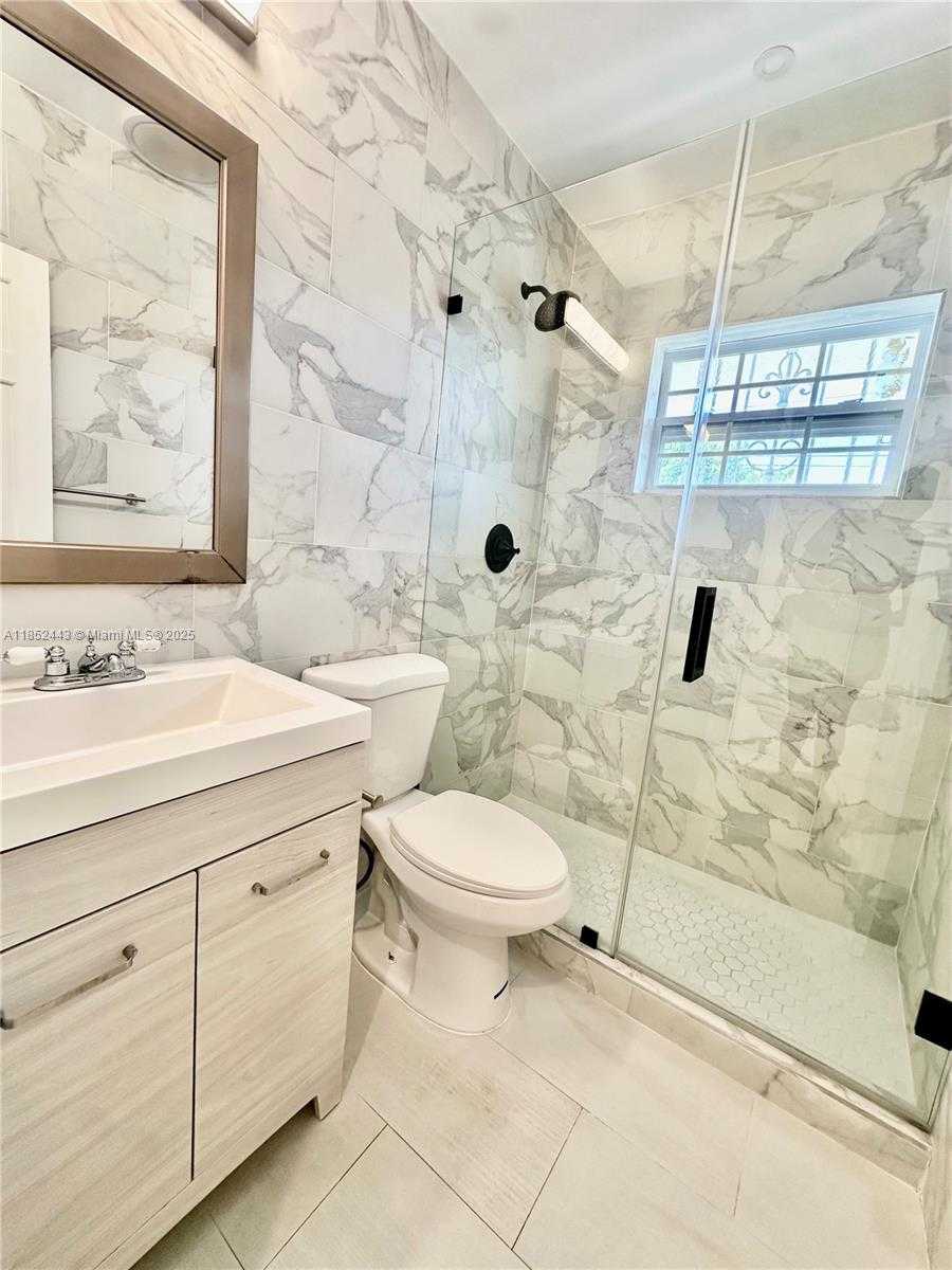 Small Image of 3525 SOUTH WEST 92ND AVE, Miami Number 19