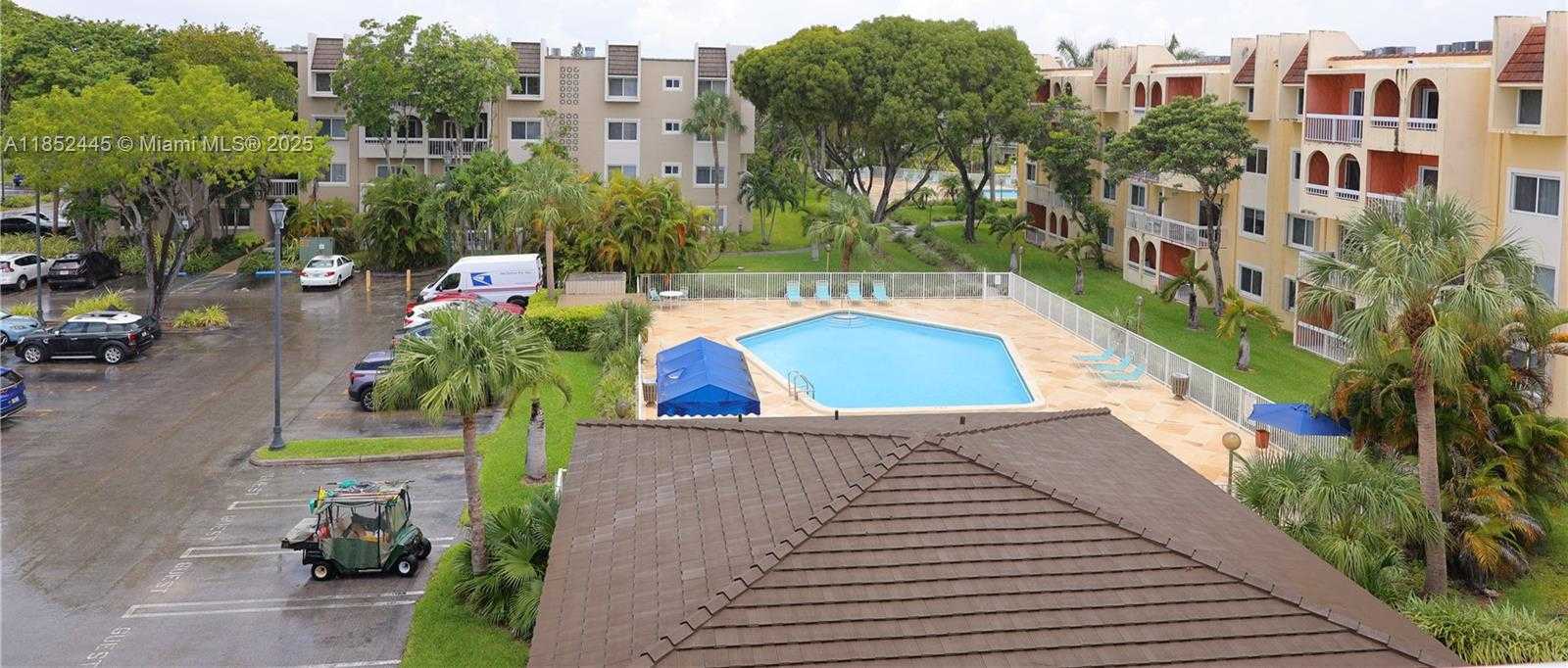 Small Image of 7815 CAMINO REAL #I-414, Miami Number 15