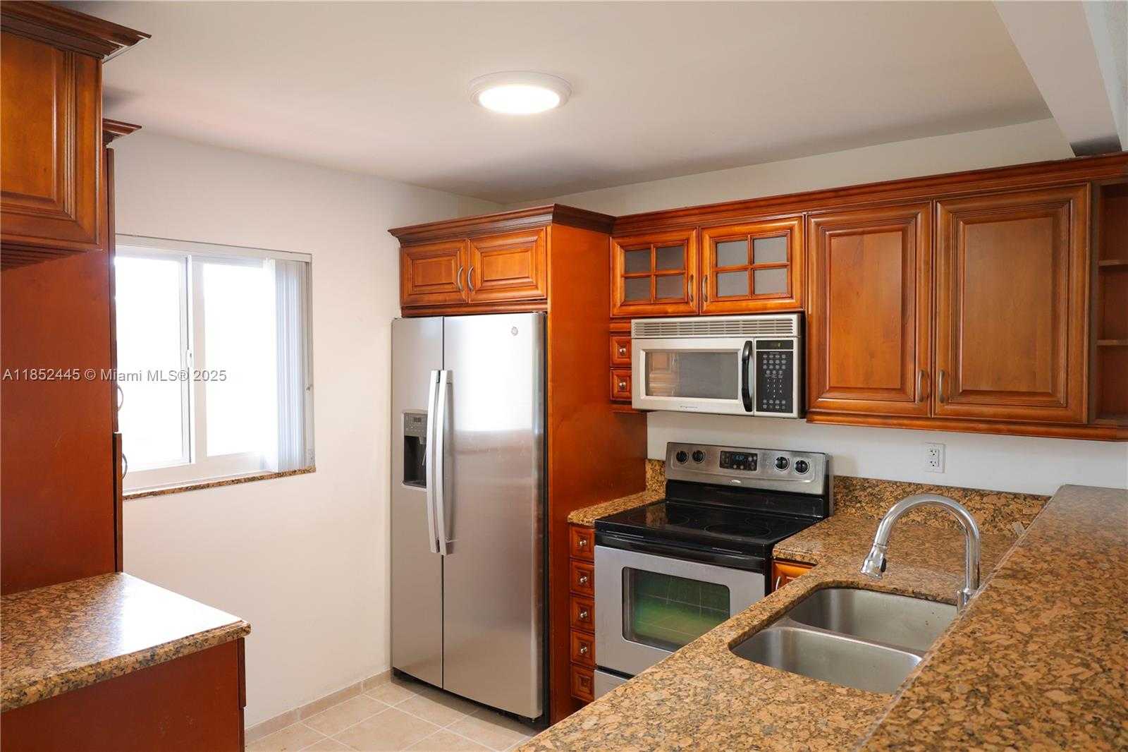 Small Image of 7815 CAMINO REAL #I-414, Miami Number 4