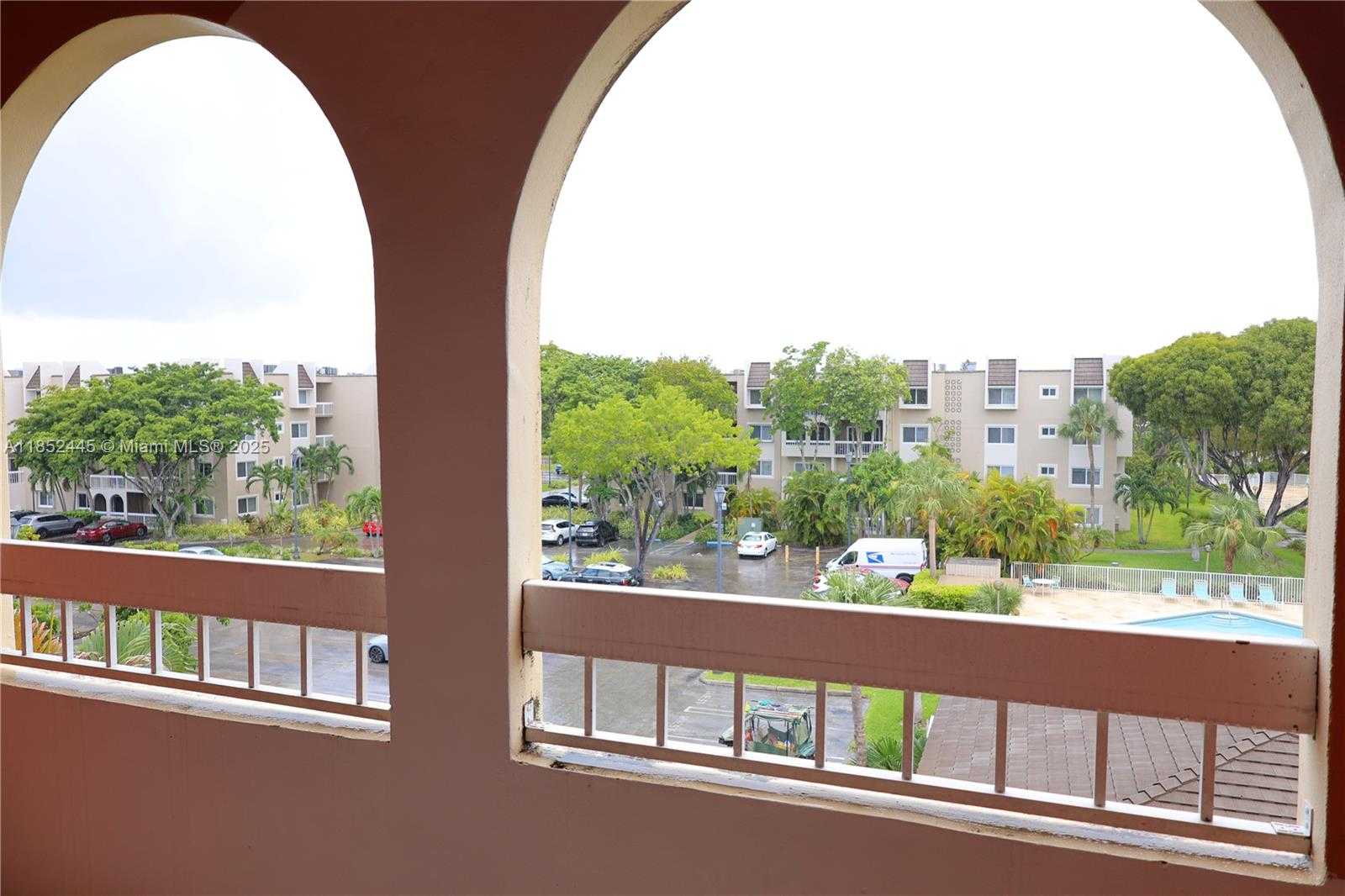 Small Image of 7815 CAMINO REAL #I-414, Miami Number 8