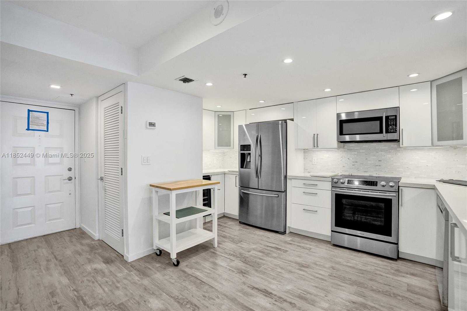 Small Image of 1201 SOUTH OCEAN DR #320N, Hollywood Number 13