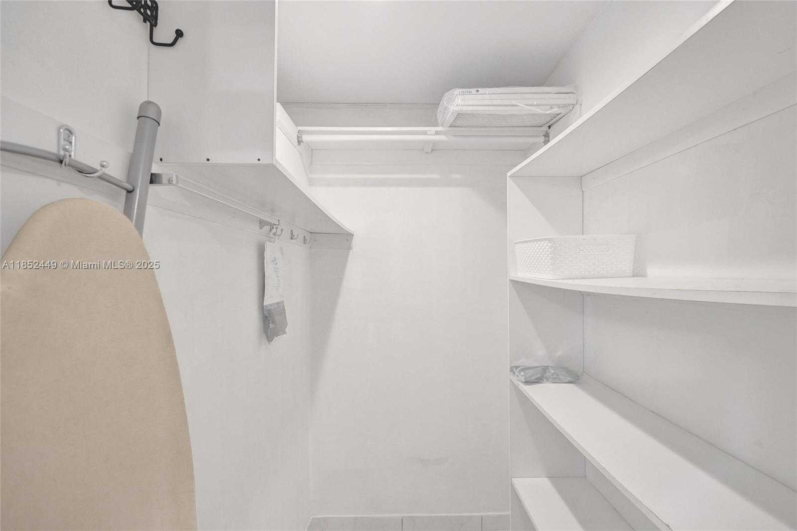 Small Image of 1201 SOUTH OCEAN DR #320N, Hollywood Number 25