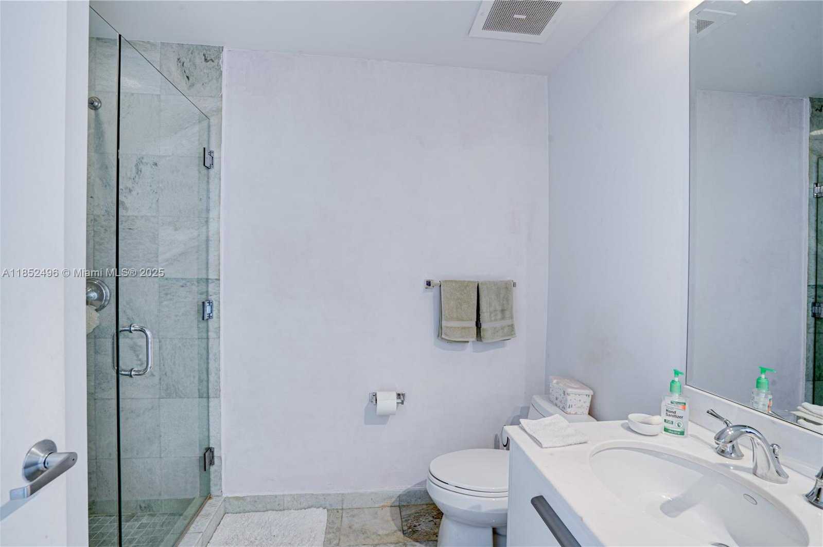 Small Image of 1060 BRICKELL AVE #3809, Miami Number 14