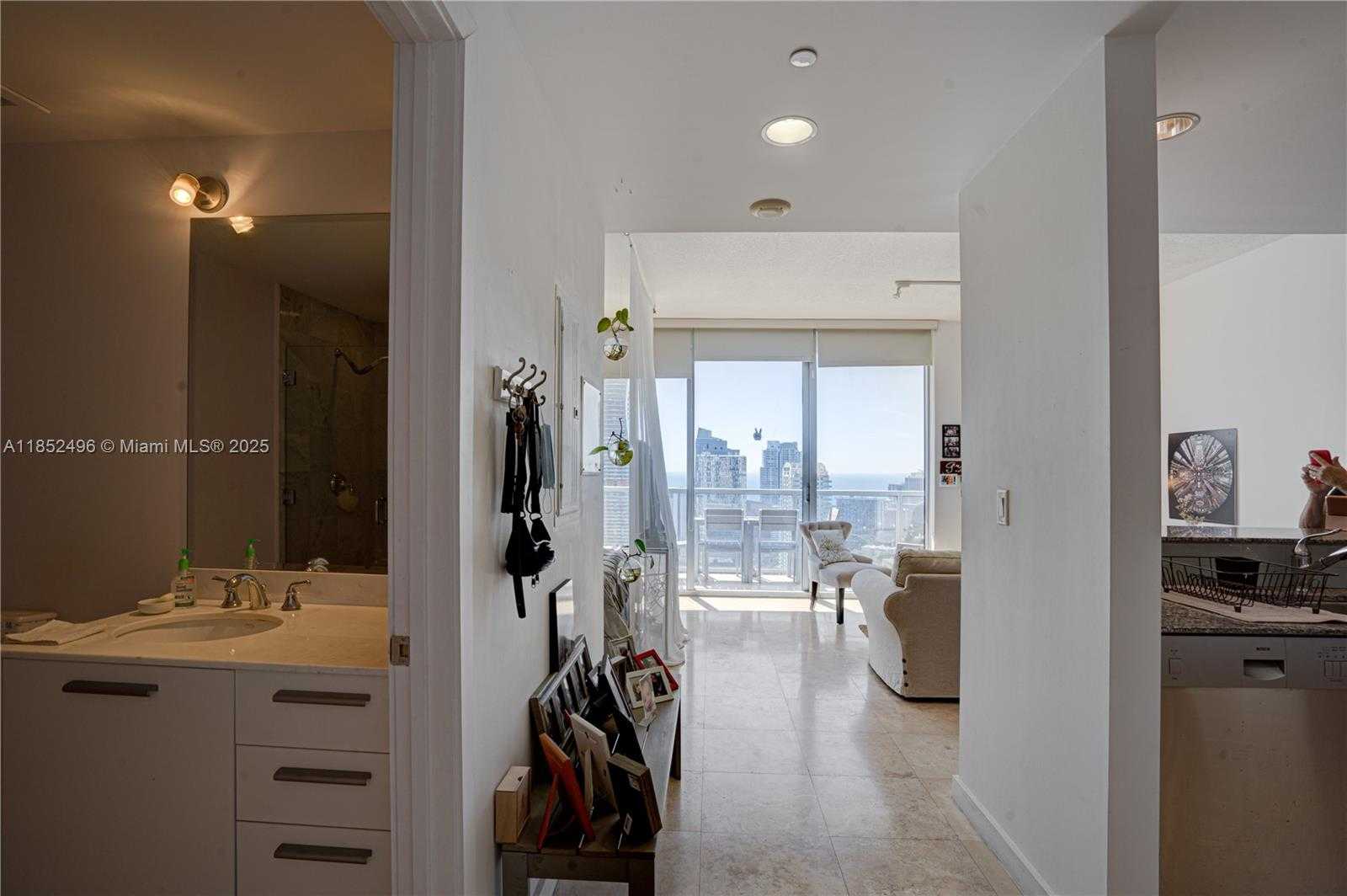 Small Image of 1060 BRICKELL AVE #3809, Miami Number 8