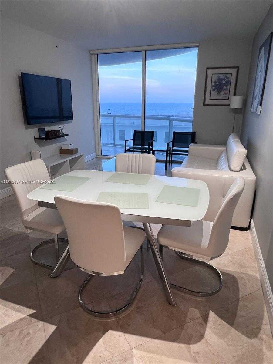 Small Image of 6365 COLLINS AVE #1206, Miami Beach Number 18