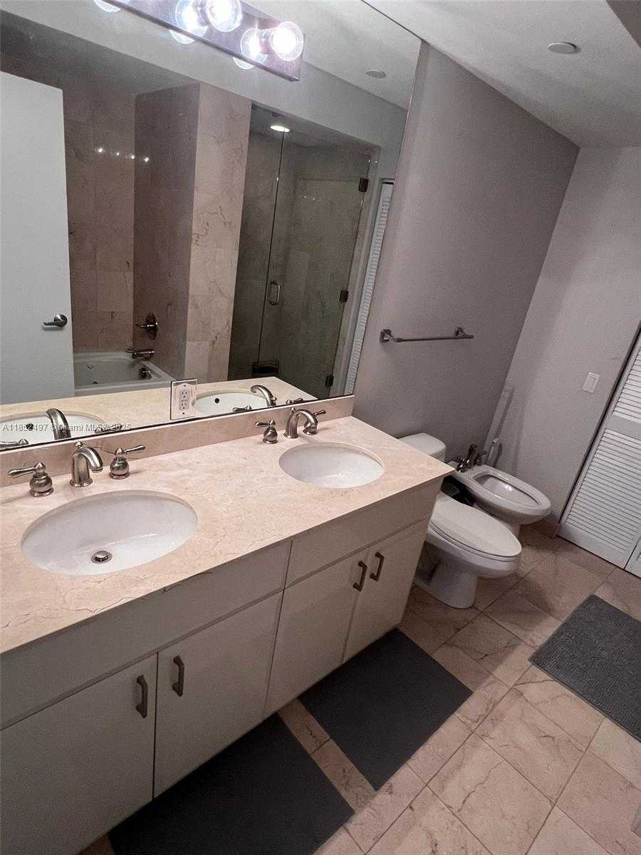 Small Image of 6365 COLLINS AVE #1206, Miami Beach Number 24